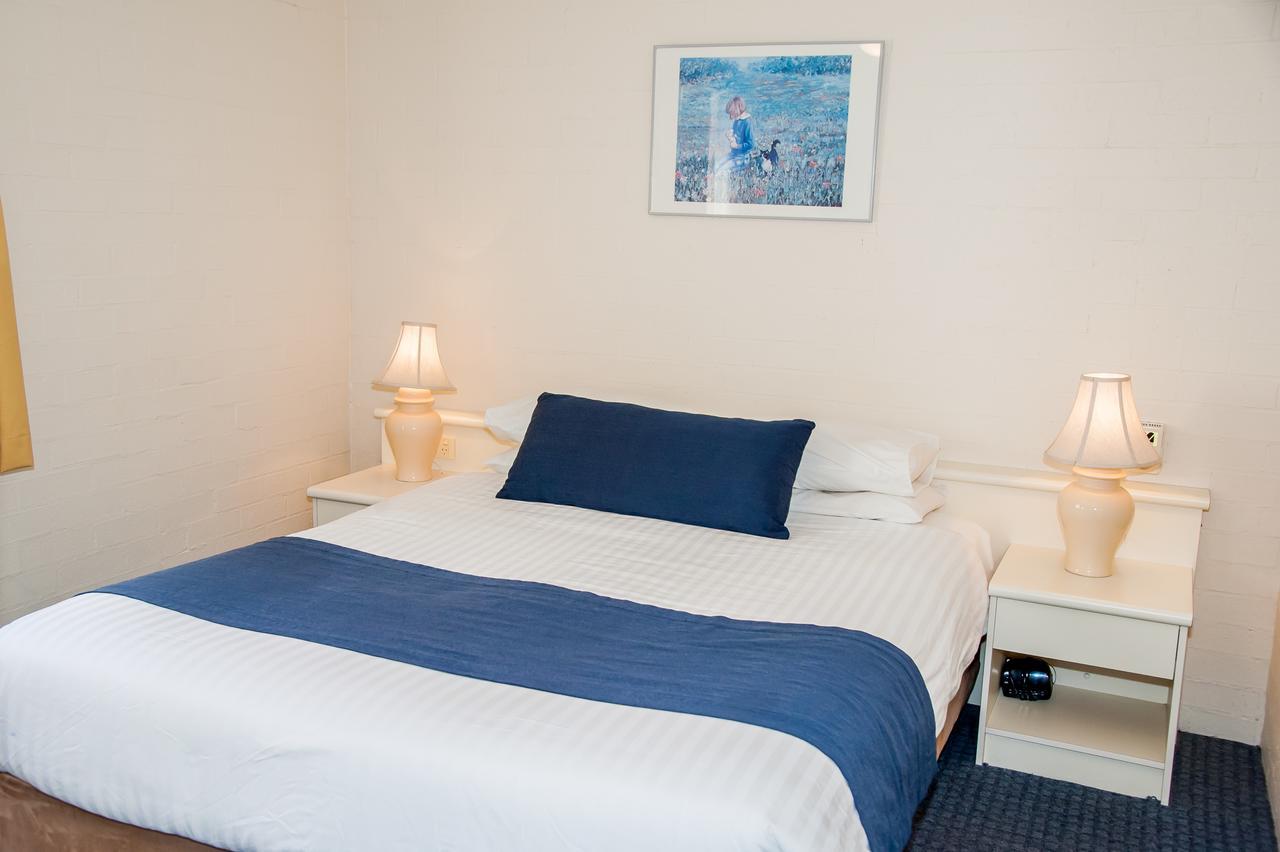Harbour Motel